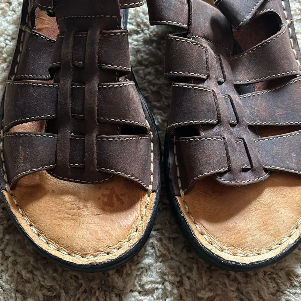 Minnetonka Sandals - Picture 6 of 6